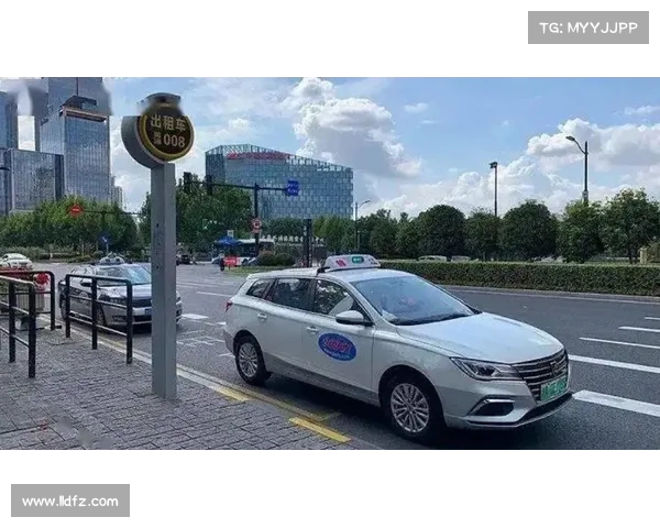 一月仅一笔订单!上海推出租车接送学生服务 每月2000元定人定车 一月仅一笔订单!上海推出租车接送学生服务 每月2000元定人定车