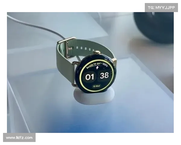 传Google Pixel Watch 4将沿用旧芯片 但电池容量更大 传Google Pixel Watch 4将沿用旧芯片 但电池容量更大